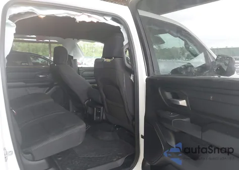 2025 Ram 1500 Tradesman 4X4 5'7 Box из США, поврежденный, VIN 1C6RRFGG2SN666762